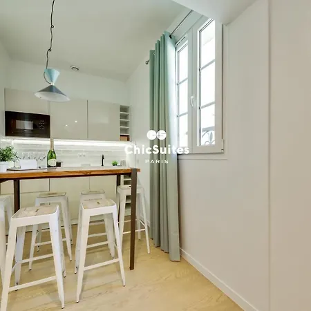 Bastille Chicsuites-2