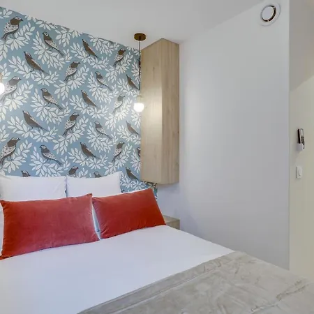 Bastille Chicsuites-3